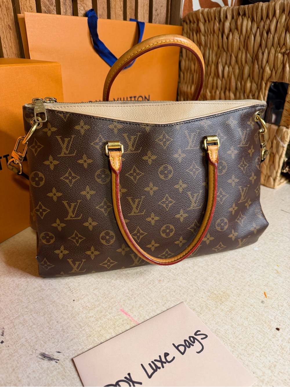 👜 Louis Vuitton Palace MM Monogram 👜 - Picture 4 of 14